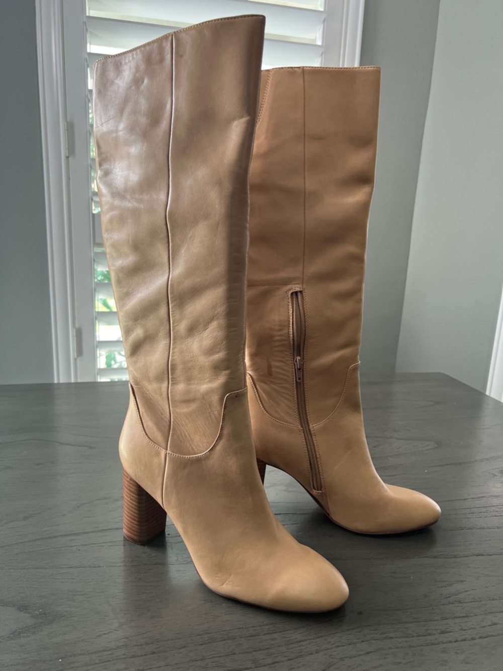 Gibson Latimer Knee-High Leather Boots in Beige new w/defects - Picture 3 of 9